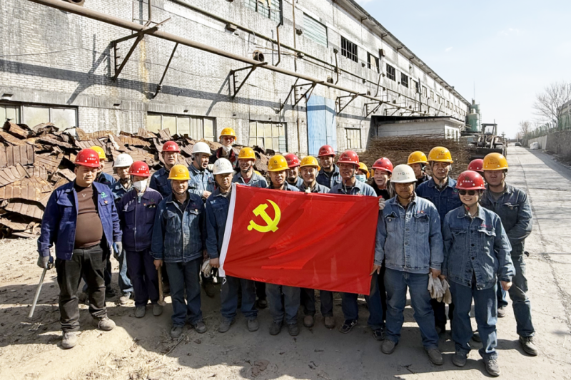 物產(chǎn)工投公司黨委開展&ldquo;修舊利廢黨員先行 降本增效爭當(dāng)先鋒&rdquo;主題黨日活動