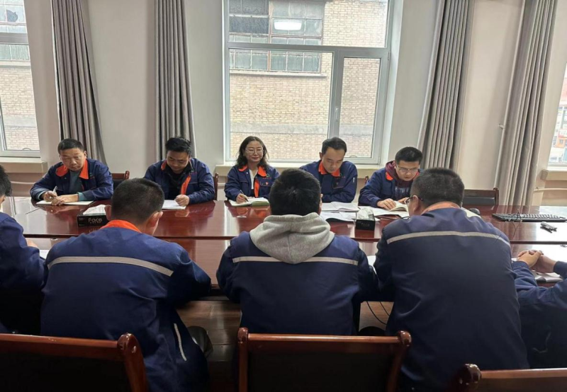 物產(chǎn)配送公司團(tuán)支部召開學(xué)習(xí)貫徹 習(xí)近平新時(shí)代中國特色社會主義思想主題教育部署會
