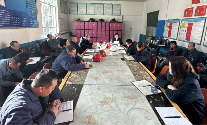 對標(biāo)對表新要求 主動(dòng)作為抓落實(shí)&mdash;&mdash;物產(chǎn)工投公司紀(jì)委召開學(xué)習(xí)貫徹中紀(jì)委、省紀(jì)委二次全會(huì)精神專題會(huì)議暨節(jié)前廉政教育警示會(huì)